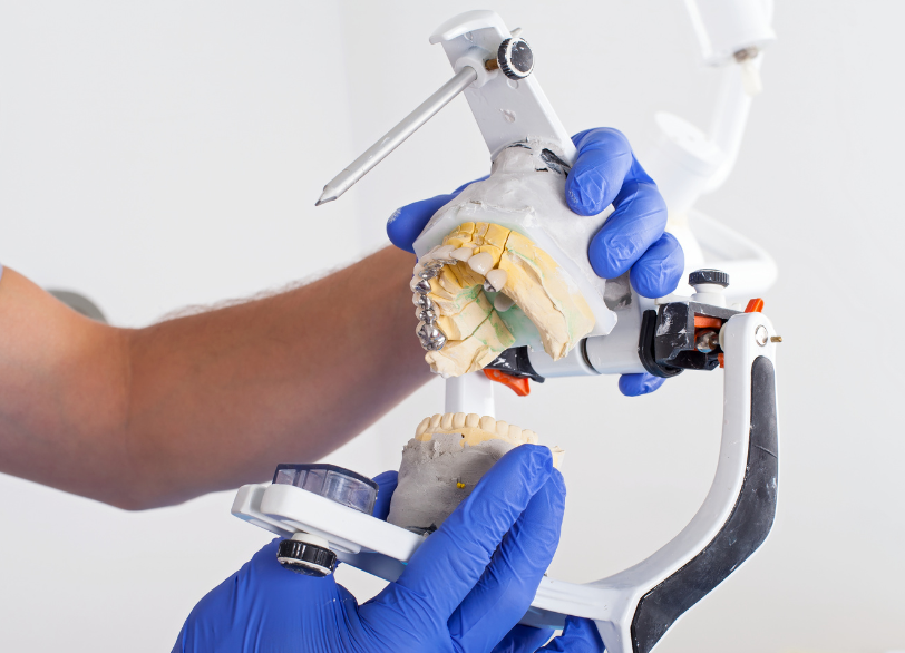 咬合器｜古屋歯科