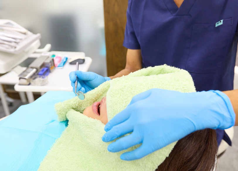 お口の中の状態の確認｜古屋歯科